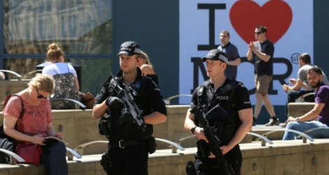 Des policiers en patrouille à Manchester, le 26 mai 2017
