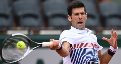 Novak Djokovic,  a remporté son premier match sous les yeux de son nouveau mentor Andre Agassi.