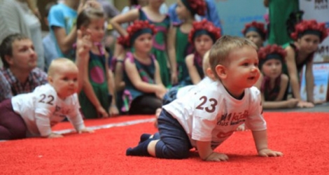 Mykolas était le plus rapide des cinq finalistes qui ont concouru sur un tapis rouge long de cinq mètres.
