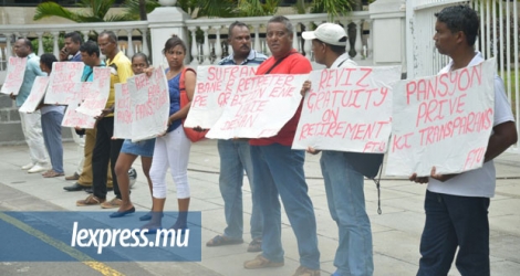 Manifestation de la FTU en début d'année contre le manque de transparence dans les fonds de pension. Ce mardi 13 juin, elle a lors d'un point de presse critiqué le budget qui n'est pas avantageux pour les travailleurs