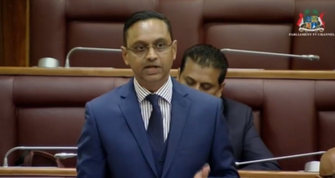 Ravi Rutnah lors de son intervention sur le Finance Bill à l’Assemblée nationale, mercredi 19 juillet.