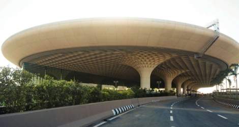 C’est au Chhatrapati Shivaji International Airport que la Mauricienne a fait la connaissance du chauffeur de taxi.