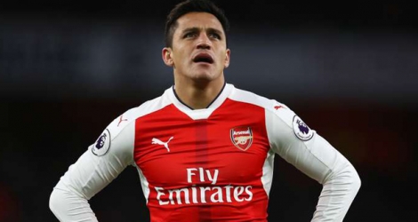L'attaquant international chilien Alexis Sanchez s'est finalement entraîné mardi avec Arsenal.