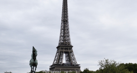 Dimanche matin, la tour Eiffel a rouvert ses portes «normalement».