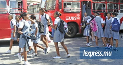 Les élèves, entre autres, bénéficient du transport gratuit.