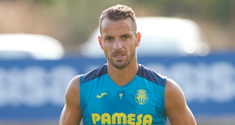 L'international de 32 ans, qui a passé deux saisons à Villarreal après deux années à Tottenham, devait arriver à Istanbul mercredi à 22H00.