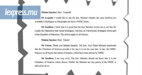 Fac-similé du Hansard du 11 juillet. Showkutally Soodhun répondait à Reza Uteem sur la sélection des notaires pour la vente des logements de la NHDC.