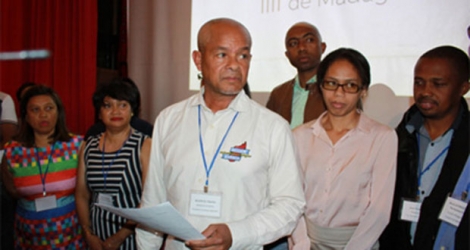 Patrice Raoul (au centre), président du conseil d’administration de la CTM, lors de son lancement le 20 septembre, à Madagascar.