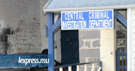 L’interrogatoire «under warning» se tient aux Casernes centrales dans les locaux du CCID.