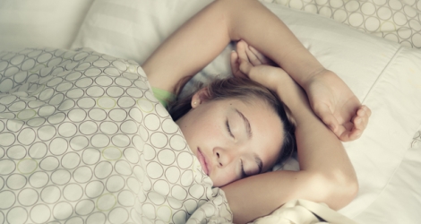 Une étude américaine a montré qu’environ 40% des adolescents dormaient moins de 7 heures par nuit en 2015, soit 58% de plus qu’en 1991 et 17% de plus qu’en 2009. © martinedoucet