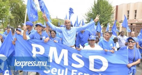Les membres du PMSD étaient présents pour soutenir Dhanesh Maraye.