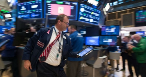 Traders sur le parquet du New York Stock Exchange le 1er novembre 2017 à New York.