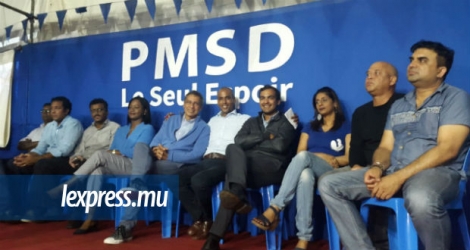 Des membres du PMSD ont participé à un congrès à résidence Père Laval à Quatre-Bornes ce mercredi 15 novembre 2017.