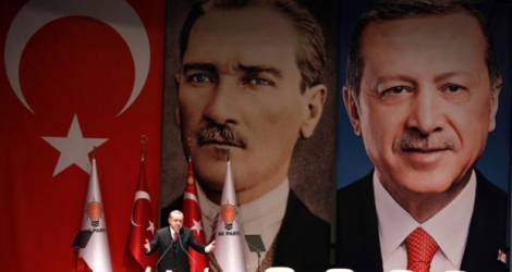 Le président turc Recep Tayyip Erdogan prononce un discours à Ankara, le 17 novembre 2017