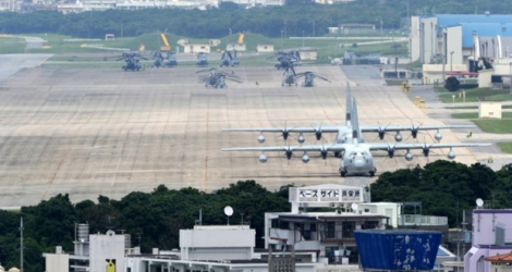 La base américaine de Futenma, le 24 avril 2010 à Ginowan, dans la préfecture d'Okinawa, au Japon