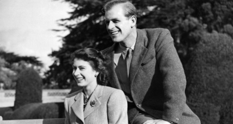 La reine Elizabeth II et le prince Philip lors de leur lune de miel, le 25 novembre 1947 dans le comté du Hampshire