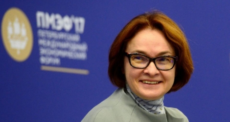 La présidente de la banque centrale russe, Elvira Nabiullina, le 1er juin 2017 à Saint Pétersbourg