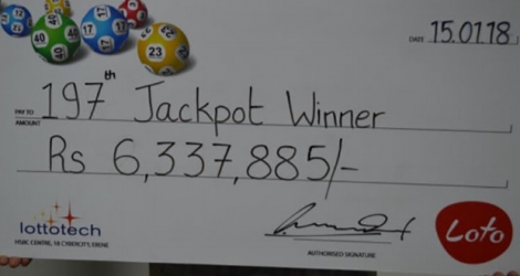 C’est le lundi 15 janvier que le gagnant des Rs 6,3 millions est venu touché son chèque au siège de la Loterie nationale, à Ébène.