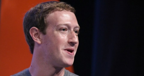 Le PDG de Facebook Mark Zuckerberg lors d'une intervention à l'Université de Stanford à Palo Alto en Californie, le 24 juin 2016 