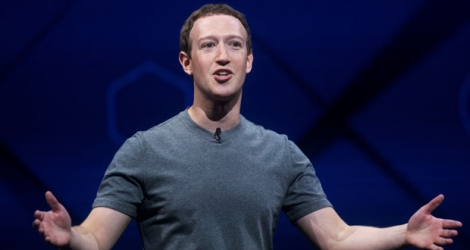 Le PDG de Facebook Mark Zuckerberg a présenté mardi ses excuses personnelles et officielles devant le Sénat américain pour les erreurs commises sur la protection des données et la manipulation politique.