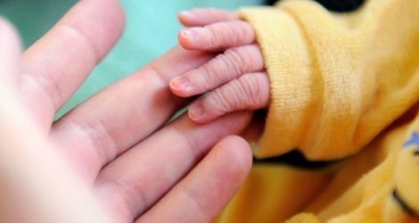 Un bébé est né en Chine quatre ans après la mort de ses parents.