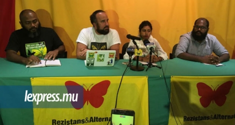 Les membres de Rezistans ek Alternativ étaient face à la presse ce mardi 5 juin.