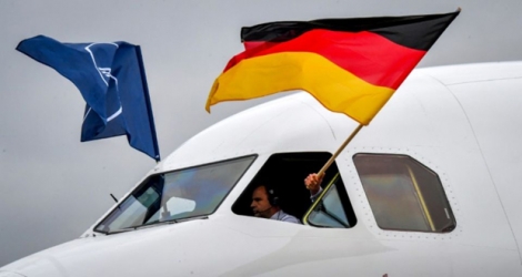 L'avion transportant les champions du monde allemands s'est posé à l'aéroport international de Vnoukovo, près de Moscou, le 12 juin 2018.