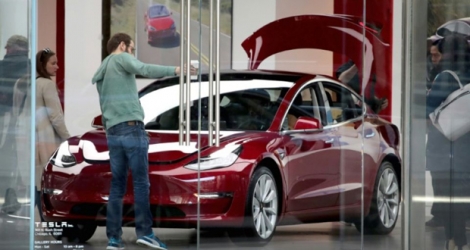 La Model 3 doit permettre à l'américain Tesla de pénétrer le segment moyen de gamme et d'atteindre une production de masse.