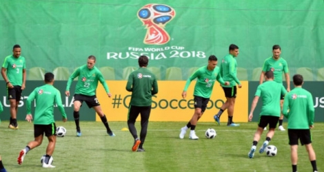 Séance d'entraînement des Australiens avant leur entrée en Coupe du monde contre la France, dans le camp de base de Kazan.