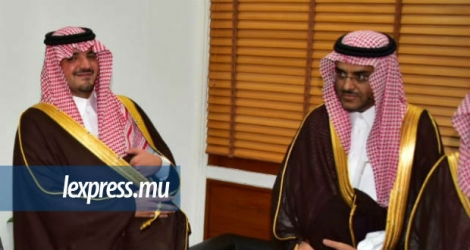 Les femmes étaient persona non-grata au banquet organisé lundi 2 juillet en l’honneur de la délégation saoudienne à Maurice.
