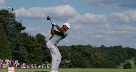 L'Américain Tiger Woods lors du 2e tour du Tour Championship, au East Lake Golf Club d'Atlanta, en Géorgie, le 21 septembre 2018.