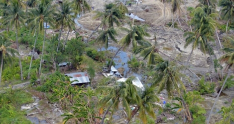 Vue aérienne du quartier dévasté de Petobo à Palu, sur l'île des Célèbes prise le 7 octobre 2018