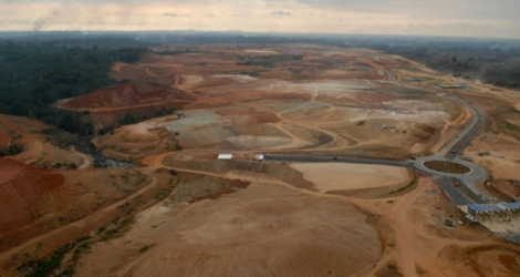 Vue aérienne de Nkok, une zone économique spéciale consacrée à la transformation du bois, à 30 km de Libreville (Gabon), le 9 septembre 2011.