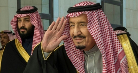 Le roi Salman tenterait de limiter les pouvoirs du prince héritier Mohammad bin Salman.