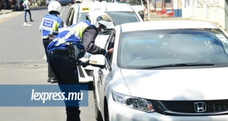 Entre vendredi et dimanche, 8 972 véhicules ont été contrôlés par la police.