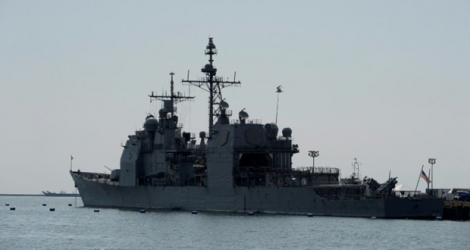 Le destroyer américain USS Antietam au port de Manille, le 14 mars 2016 aux Philippines.