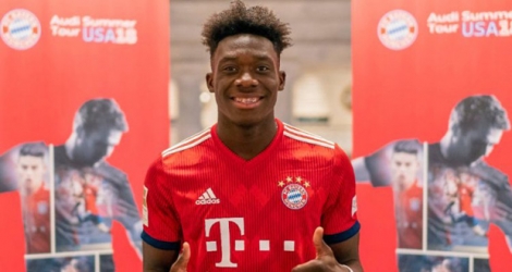 Alphonso Davies, après avoir brillé en MLS, rejoindra le mois prochain le Bayern Munich où il a signé un contrat jusqu'en 2023.