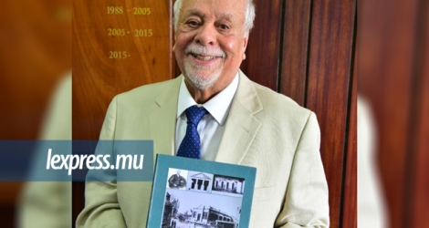 Le passionné d’histoire et ancien chef d’orchestre a obtenu un «MA Historical Studies (by research)» mardi à l’université de Maurice.