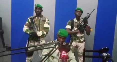 Gabon des militaires appellent à un soulèvement à la radio d'Etat