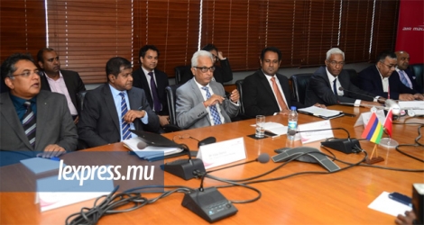 L’état-major d’Air Mauritius ne rigolait ce jeudi 14 février, dans le boardroom de la compagnie.
