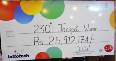 Ils remportent un peu plus de Rs 25 millions, soit la moitié de la cagnotte.