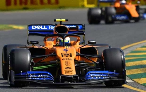 Le Bitannique Lando Norris au volant de sa McLaren lors de la 1re séance d'essais libres du GP d'Australie, le 15 mars 2019 à Melbourne.