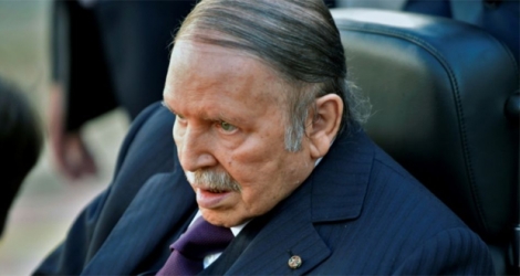Abdelaziz Bouteflika lors d'élections locales à Alger le 23 novembre 2017.