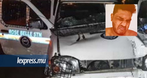 La «virée nocturne» de Yadesh Hookoom (en médaillon), à bord du véhicule de police.