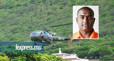 L’hélicoptère surveillait le cortège du GIPM conduisant Peroomal Veeren à l’hôpital, ce jeudi 30 mai.