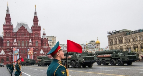 Présentation du système de missiles de défense antiaérienne russes S-400 sur la Place Rouge à Moscou le 9 mai 2019.