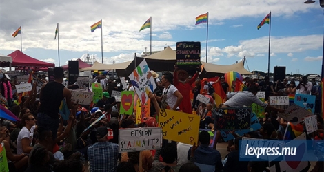 Le 2 juin 2018, les participants à la Gay Pride avaient organisé un sit-in au Caudan Waterfront.