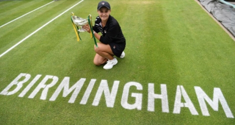 L'Australienne Ashleigh Barty s'empare de la place de N.1 mondiale au classement WTA grâce à sa victoire sur le gazon de Birmingham, le 23 juin 2019.