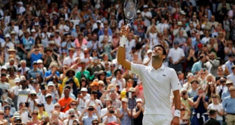 Le Serbe Novak Djokovic se qualifie pour le 2e tour de Wimbledon le 1er juillet 2019.