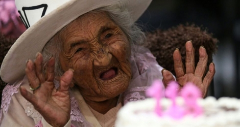 Julia Flores Colque célèbre ses 118 ans, le 26 octobre 2018 à Sacaba, en Bolivie.